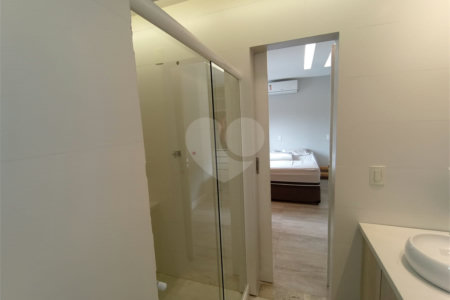 Casa à venda com 3 quartos, sendo 1 suíte, no condomínio Fazenda Cantagalo, Rio de Janeiro - RJ