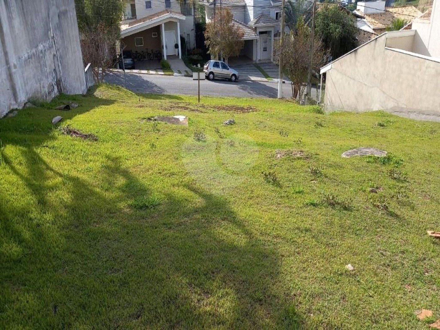 Terreno à venda no condomínio Recanto dos Paturis, Vinhedo - SP