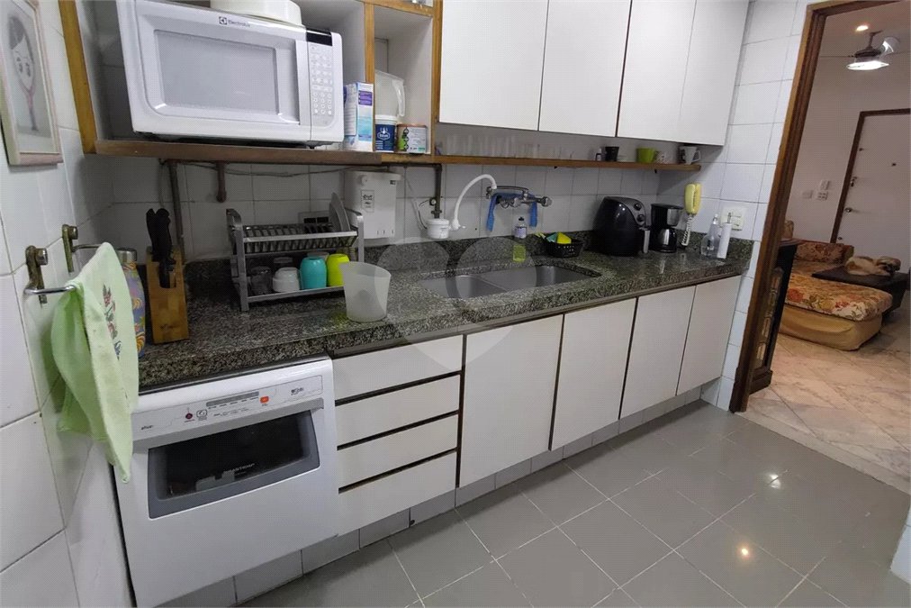 Apartamento à venda com 3 quartos, sendo 1 suíte, em Copacabana, Rio de Janeiro, RJ