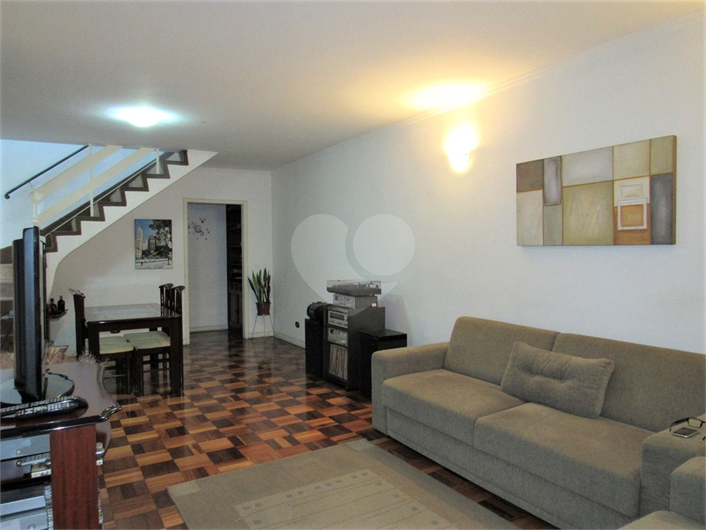 Sobrado à venda com 3 quartos, sendo 1 suíte, em Vila Mascote, São Paulo, SP