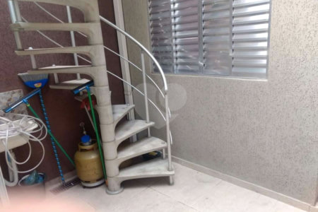 Sobrado à venda com 2 quartos, sendo 1 suíte, em Vila Moreira, São Paulo, SP