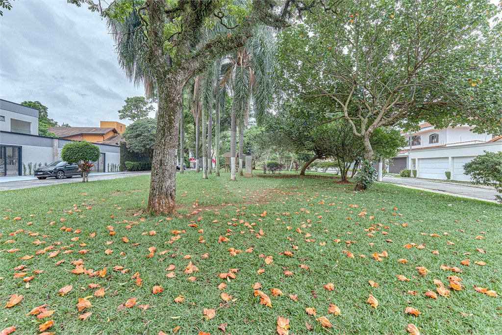 Casa à venda com 4 suítes no condomínio Carmen, São Paulo - SP