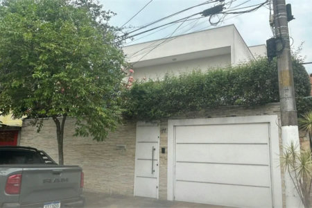 Casa à venda com 4 quartos, sendo 2 suítes, em Vila Romana, São Paulo, SP