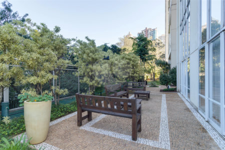 Apartamento à venda com 4 suítes em Panamby, São Paulo, SP