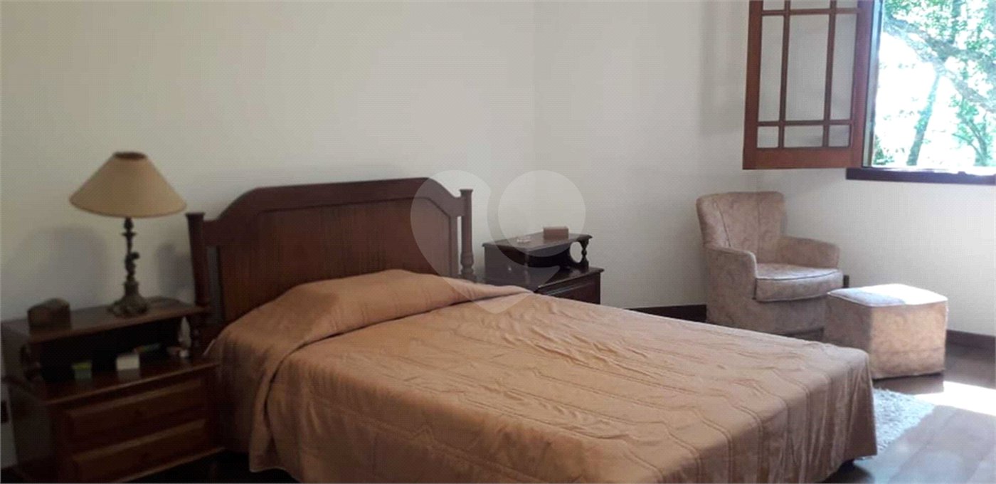 Casa à venda com 3 quartos, sendo 4 suítes,  no condomínio Alpes da Cantareira, Mairiporã - SP