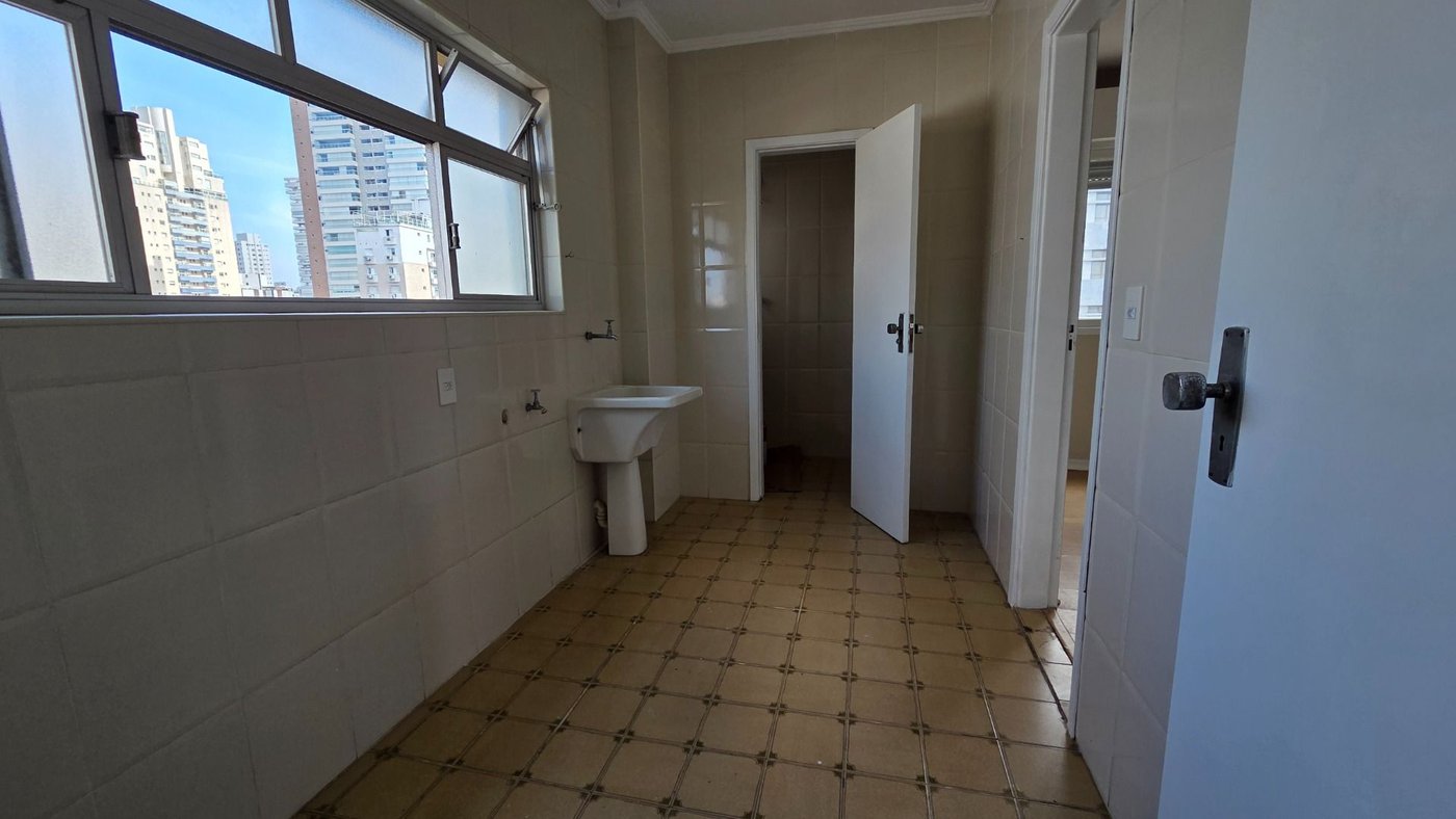 Apartamento com 3 dormitórios à venda, 105 m² por R$ 740.000,00 - Boqueirão - Santos/SP