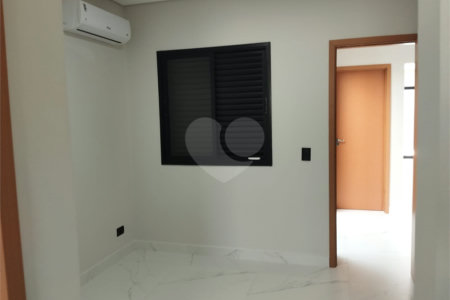 Casa à venda com 3 quartos, sendo 2 suítes, em Cachoeirinha, Bom Jesus dos Perdões, SP