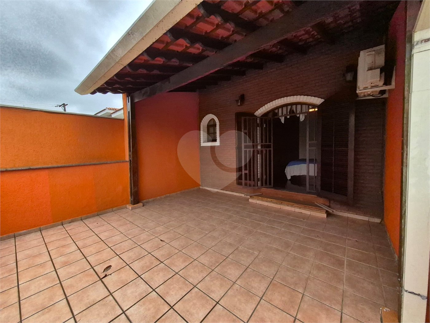 Sobrado à venda com 3 quartos, sendo 1 suíte, em Jardim Sarah, São Paulo, SP