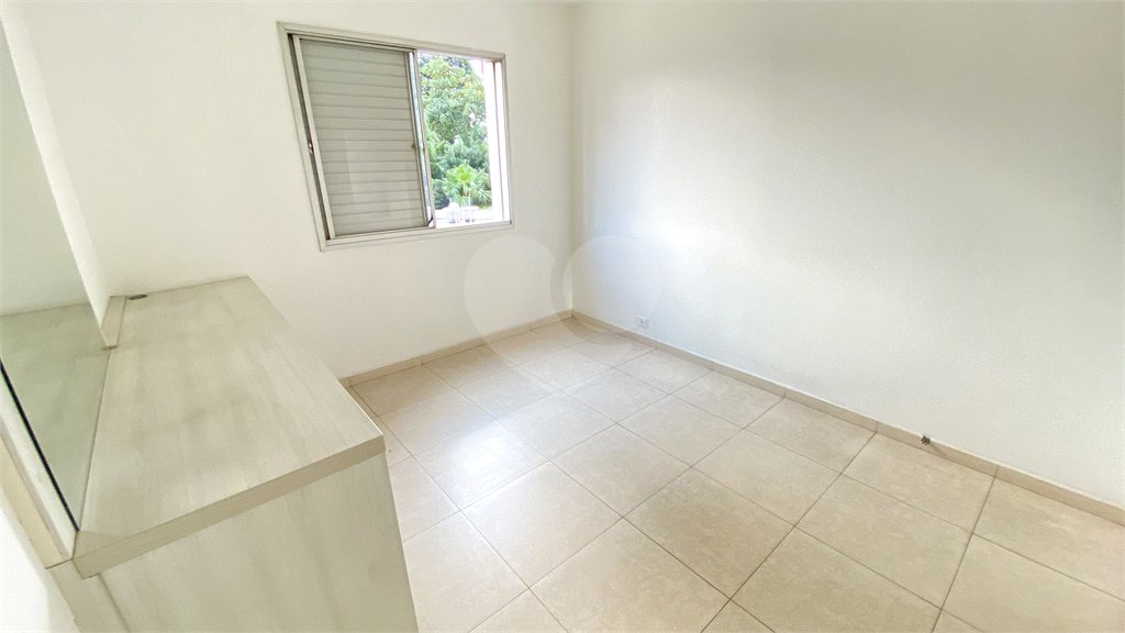 Apartamento à venda com 3 quartos, sendo 1 suíte, em Campo Belo, São Paulo, SP