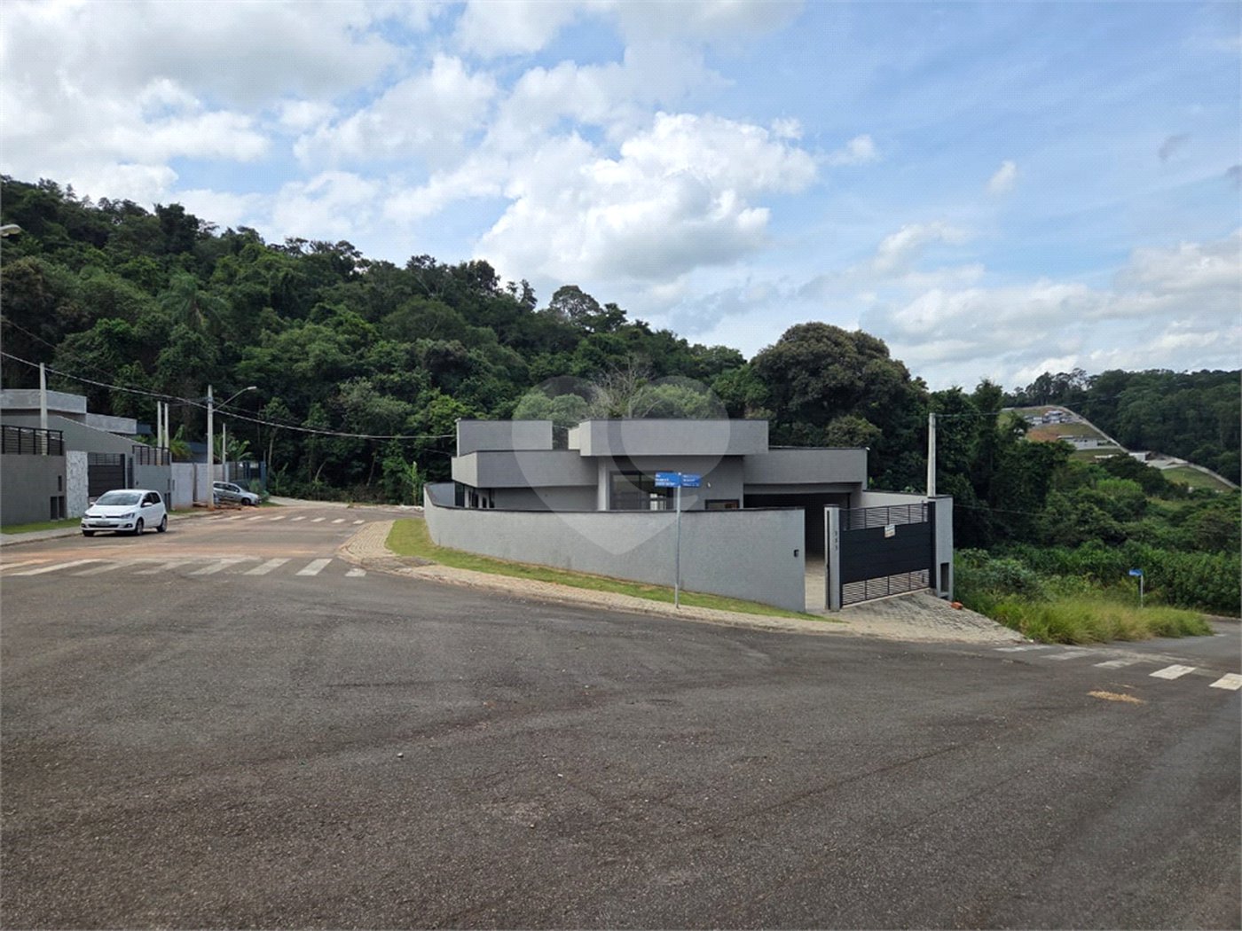 Casa à venda com 3 suítes em Loteamento Residencial Boa Vista, Atibaia, SP