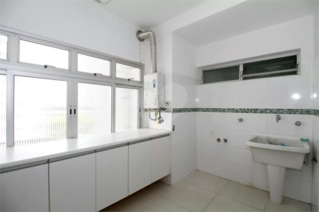 Apartamento à venda ou para alugar com 3 quartos, sendo 1 suíte,  em Sumarezinho, São Paulo, SP