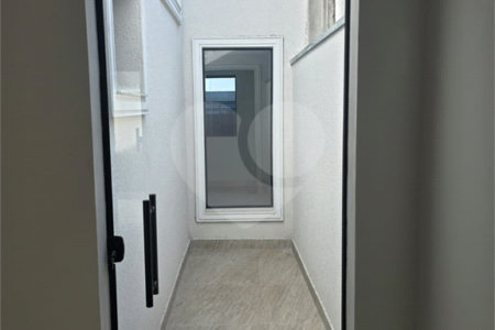 Sobrado à venda com 3 quartos, sendo 1 suíte,  em Jardim Cambuci, Mogi das Cruzes, SP