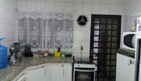Sobrado à venda com 3 quartos, sendo 1 suíte,  em Jardim do Papai, Guarulhos, SP