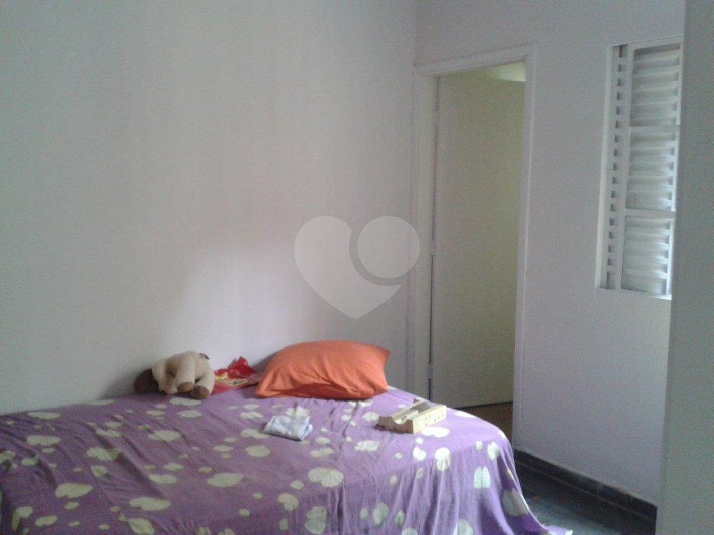 Sobrado à venda com 6 quartos, sendo 1 suíte, em Santa Teresinha, São Paulo, SP