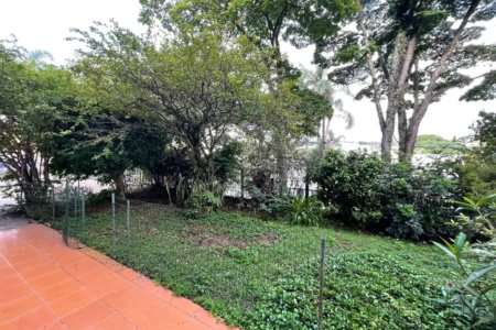 Sobrado à venda com 4 quartos, sendo 1 suíte, em Vila Inah, São Paulo, SP