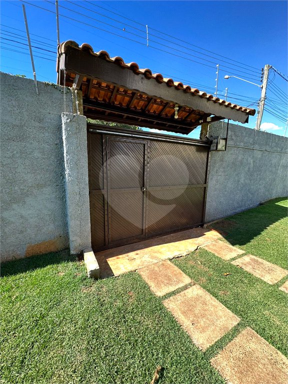 Chácara à venda com 4 quartos em Nova Veneza, Paulínia, SP