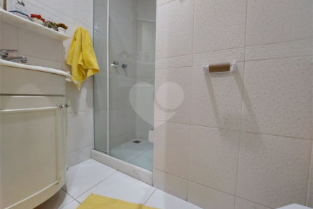 Apartamento à venda com 4 quartos, sendo 1 suíte, em Tijuca, Rio de Janeiro, RJ