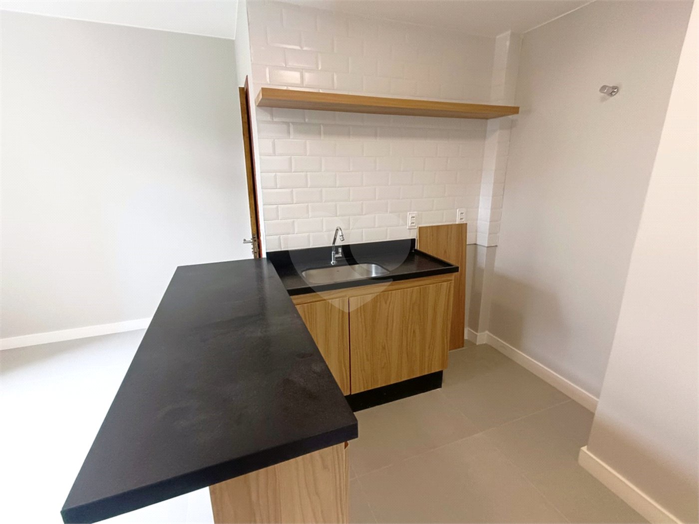 Apartamento à venda com 2 quartos, sendo 1 suíte,  em Maracanã, Rio de Janeiro, RJ