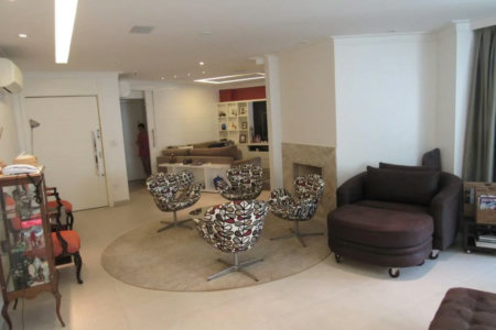 Apartamento à venda com 3 suítes em Real Parque, São Paulo, SP