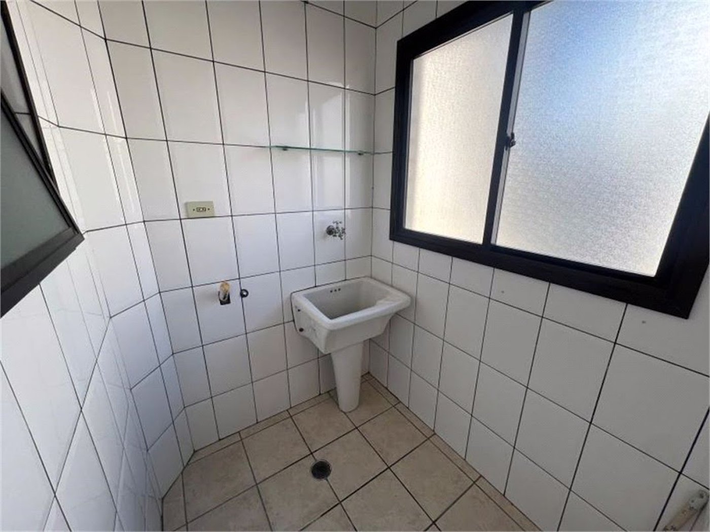 Apartamento Residencial à venda, Vila Guilhermina, Praia Grande - AP1208.