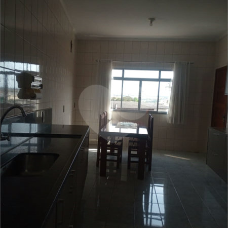 Sobrado à venda com 5 quartos em Jardim Itapuã, Sorocaba, SP