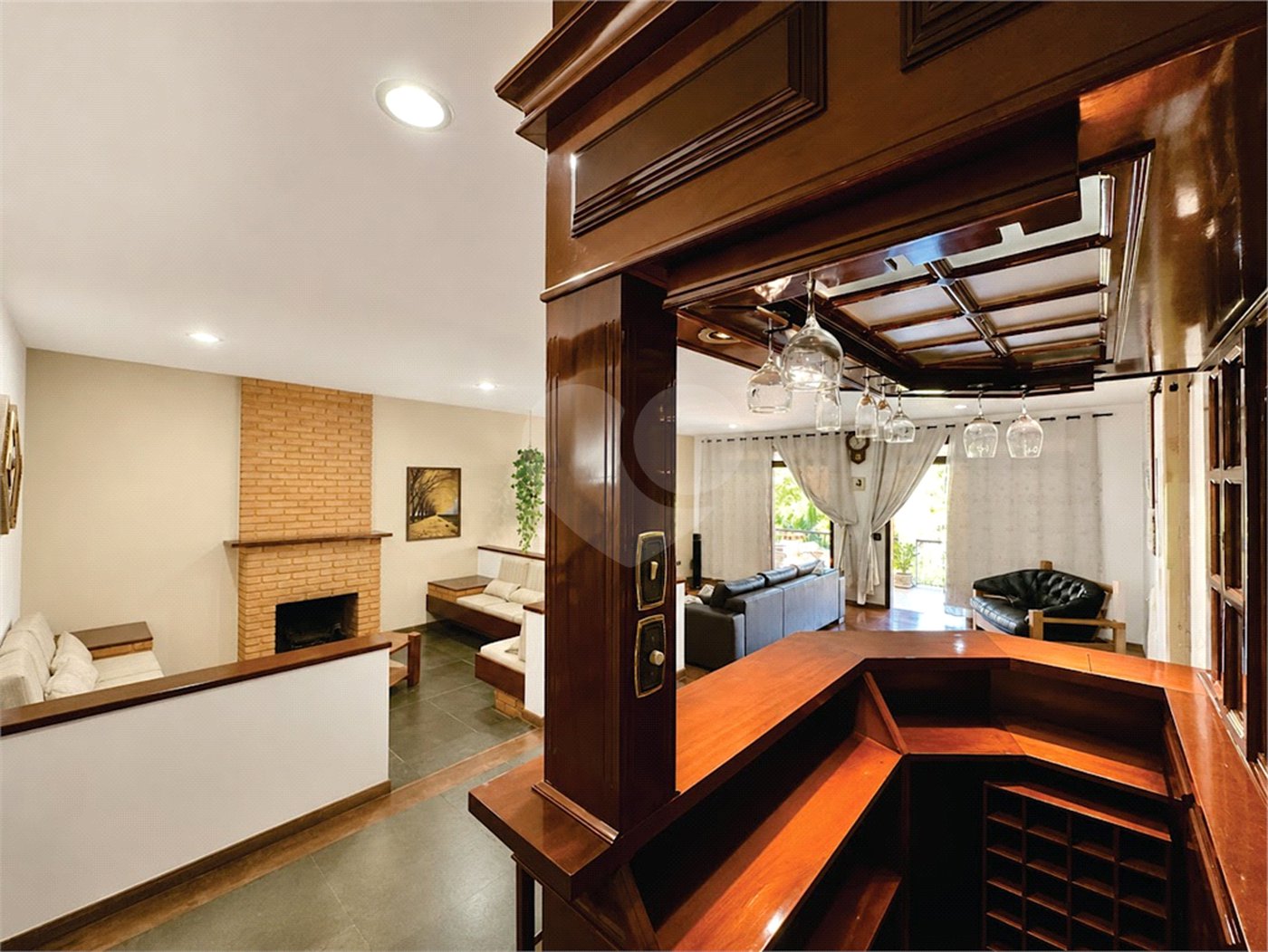 Casa à venda com 5 quartos, sendo 4 suítes, em Parque dos Príncipes, São Paulo, SP