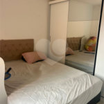 Casa à venda com 2 quartos no condomínio Recanto das Graças, Cotia - SP