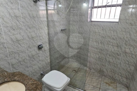 Sobrado à venda com 5 quartos, sendo 1 suíte, em Interlagos, São Paulo, SP