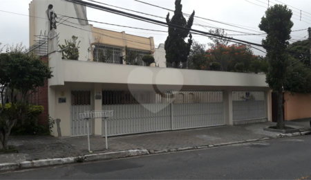 Sobrado à venda com 4 quartos, sendo 3 suítes,  em Santana, São Paulo, SP