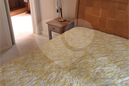 Casa à venda com 3 suítes em Condomínio Flamboyant-b, Atibaia, SP