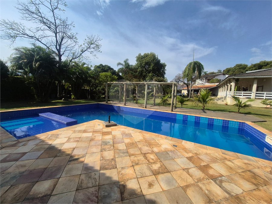 Casa Térrea à venda ou para alugar com 4 suítes em Jardim Paulista, Atibaia, SP