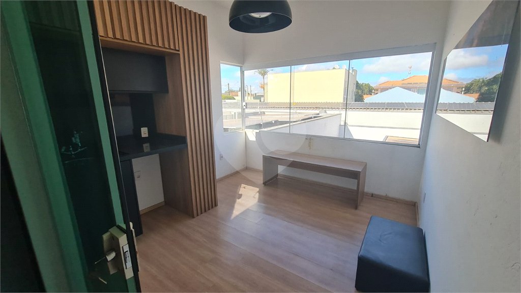 Sobrado à venda com 3 suítes em Vila Nastri, Itapetininga, SP