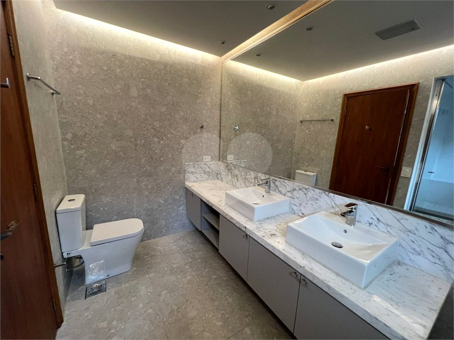 Casa para alugar com 3 quartos, sendo 1 suíte, no condomínio Res Villeneuve, São Paulo - SP