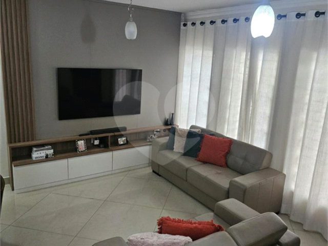 Sobrado à venda com 2 quartos, sendo 1 suíte,  em Vila Nova Mazzei, São Paulo, SP