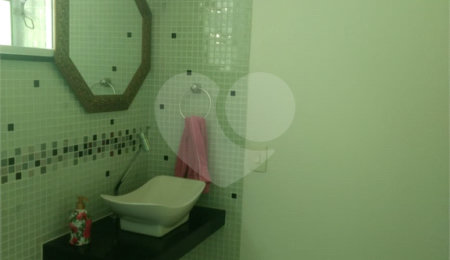 Sobrado à venda com 4 quartos, sendo 1 suíte,  em Vila Guilherme, São Paulo, SP