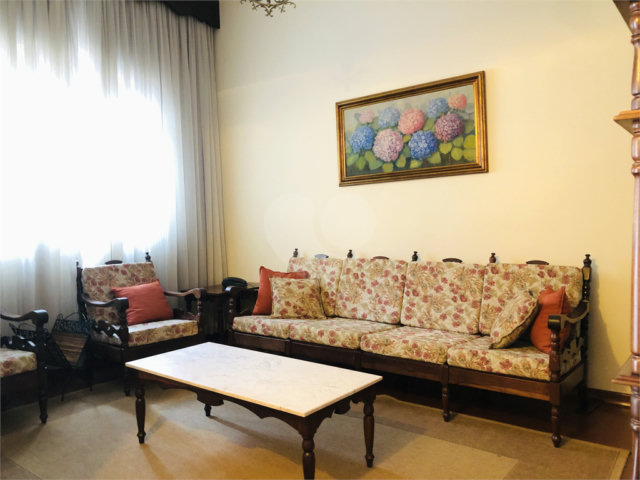 Sobrado à venda com 2 quartos em Santana, São Paulo, SP