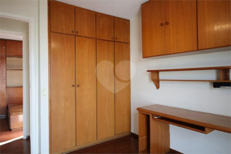 Apartamento à venda com 3 quartos, sendo 1 suíte, em Jardim da Campina, São Paulo, SP