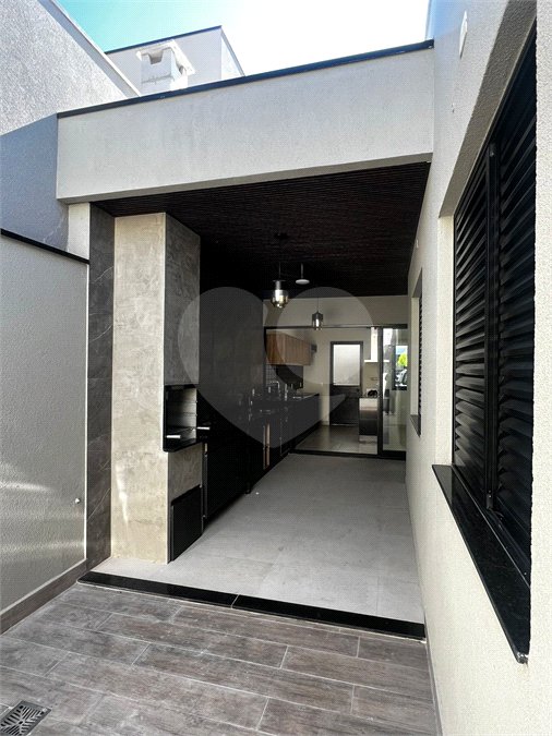 Casa à venda com 3 quartos, sendo 1 suíte,  no condomínio Village Moutonnée, Salto - SP
