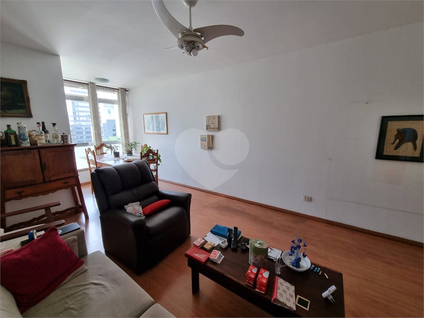 Apartamento à venda com 2 quartos, sendo 1 suíte, em Vila Mariana, São Paulo, SP
