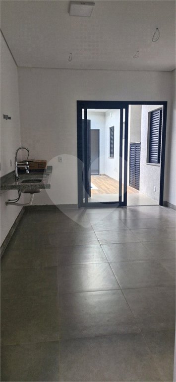 Casa à venda com 3 suítes no condomínio Terras da Estância, Paulínia - SP