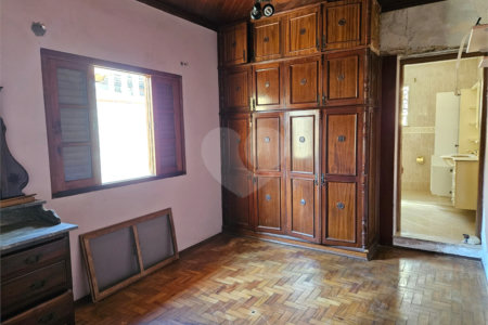 Casa à venda com 3 quartos, sendo 1 suíte,  em Água Branca, São Paulo, SP