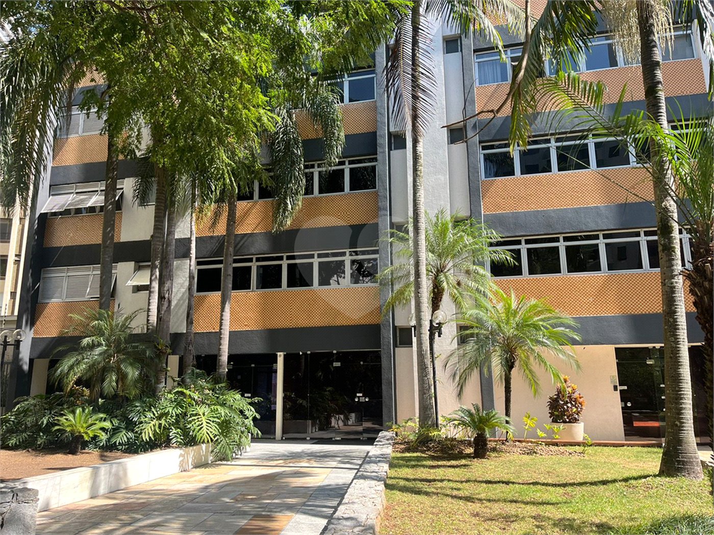 Apartamento à venda com 2 quartos, sendo 1 suíte,  em Itaim Bibi, São Paulo, SP
