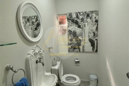 Sobrado à venda com 3 quartos, sendo 1 suíte, em Jardim Jussara, São Paulo, SP