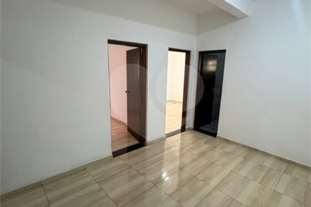 Casa Térrea à venda com 2 quartos em Jardim América, Poá, SP