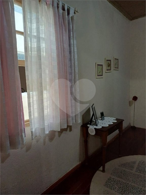 Casa à venda com 4 quartos em Estação, São Roque, SP