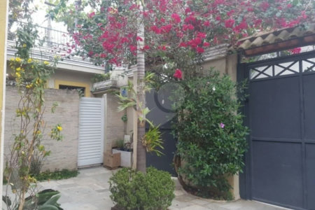 Sobrado à venda com 4 quartos, sendo 2 suítes,  em Jardim São Paulo(zona Norte), São Paulo, SP
