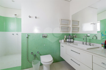 Casa à venda com 4 suítes em Alto da Lapa, São Paulo, SP
