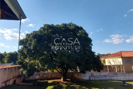 Chácara à venda com 5 quartos, sendo 1 suíte,  em Araçoiaba da Serra, SP