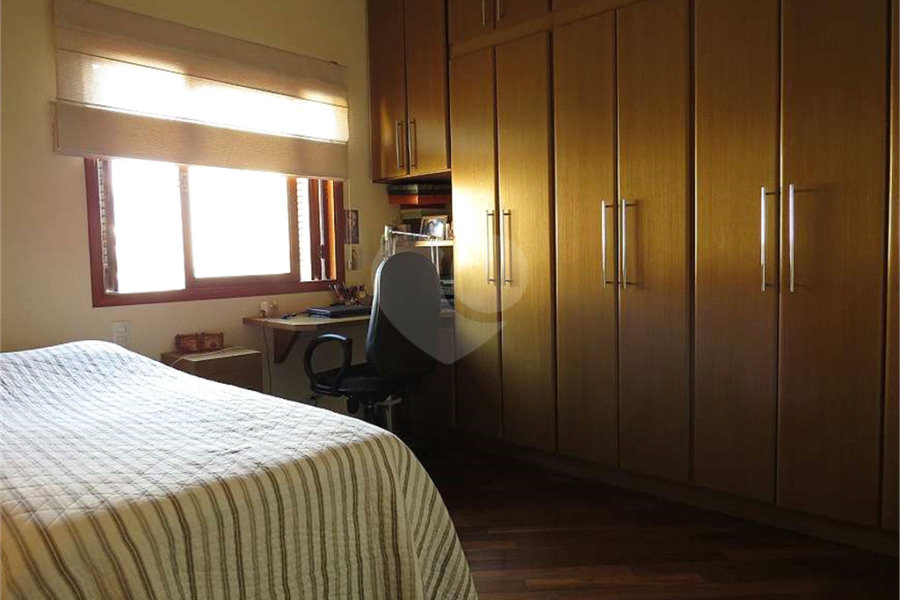 Sobrado à venda com 4 quartos, sendo 1 suíte, em Santana, São Paulo, SP