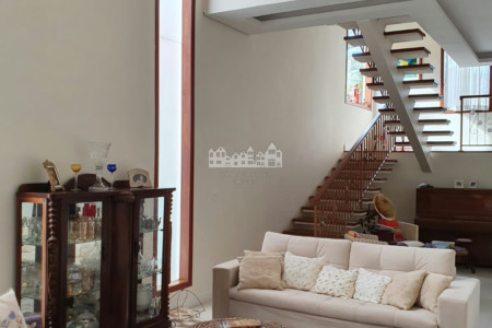 Casa para locação no Jardim Paulista – um refúgio com vista deslumbrante em Atibaia
